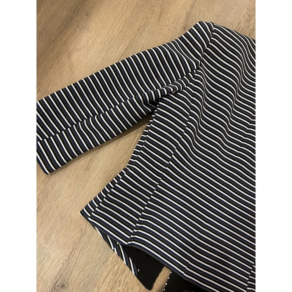 White‎ House Black Market Striped Open Front Blazer Navy Blue Black White Size 6